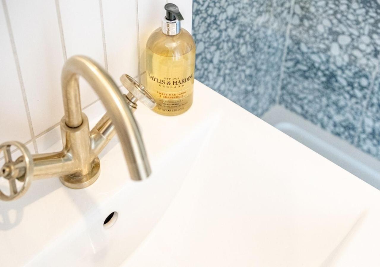 Hitchmans Mews - Stunning 2Bd In Chipping Norton! Διαμέρισμα Εξωτερικό φωτογραφία